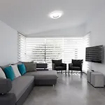 Stunning Bungalow Dragón Club II