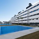 Lujoso Piso Con Jardin Privado A Dos Minutos Andando De La Playa Los Alamos