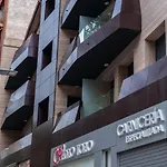 Apartamentos Palacio De Yolanda