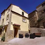 Casa Albana Alacón