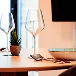 Apartamentos Plaza De Espana 6