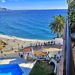 Carabeo Seaview Apartment Rocamar