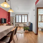 COCHATA - Escarrilla,7 pax y garaje