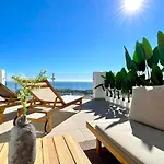 Bayview -Superb Luxurious Sea View Penthouse With Private Hot Tub By Solrentspain