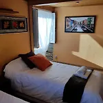 Aqua Rooms Sarria