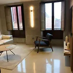 Luxury Apartment With Jacuzzi