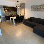 Appartement 2 Chambres Avec 3 Piscines Et Parking Gratuit