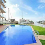 Appartement 2 Chambres Avec 3 Piscines Et Parking Gratuit
