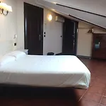 La Posada De La Magistral