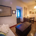 Agradable Casa Con Chimenea En El Centro Historico