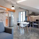 Apartamentos Turísticos As Burgas 6 by Bossh Hotels