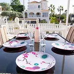 Spacious 2 Bed Detached Villa With Communal Pool