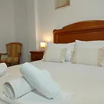 Martinez Rooms Pilgrims