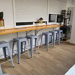 Hostel M-A Rooms Mate