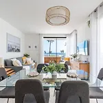 Luxury High End - Santa Barbara Heights III Clc - Private Pool