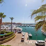 First Line Penthouse In Puerto Sotogrande With Seaviews