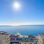 Amazing Sea Views - The Wave, Brand New Apartment