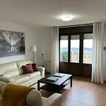 Precioso Bajo Con Jardin, Junto Al Campo De Golf