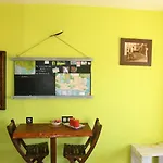 Beautiful Central Studio With Sea View