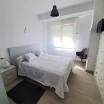2 Bedrooms Appartement At El Grove 500 M Away From The Beach With Wifi