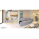 New Central 2Br Apartment 100M-To-Beach Free Parking