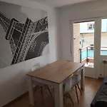 Piso céntrico con patio soleado
