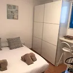 Habitación con Baño Privado en Cadaqués Centro, Casa Nou 1935