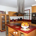 Agradable Casa Con Piscina En Gondomar(Val Miñor)