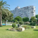 Precioso apartamento moderno y con piscina