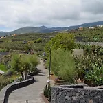 Apartamentos Miriam (Charco Azul)