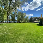 Casa Rural En El Pantano De Bolarque Primera Linea Del Lago