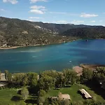 Casa Rural En El Pantano De Bolarque Primera Linea Del Lago