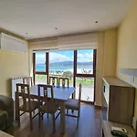 Vivienda de tres dormitorios en primera línea de playa
