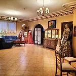 Hotel Mayno
