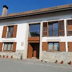 Casa Patxikuzuria