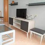 apartamento soleado, 1 dormitorio con balcón, piscina y garage