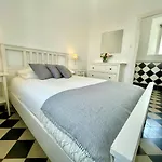 Gatu Villa Salinera, \
