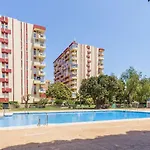 Cosy Studio With Balcony In Bonanza Square