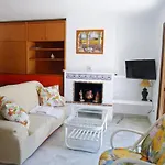 Sunny Coastal 1 Bed Apartment - Vera Coast: 2Mins To Beach