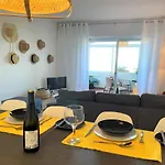 Gibraltar View Apartment - Marina Bay (Estepona)