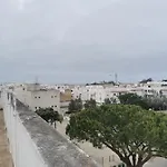 Trafalgar 48