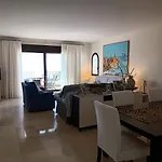 Amplio apartamento en Portofino Alcaidesa