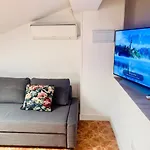 Apartamento Turistico Atico La Taberna