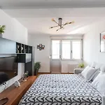 Luminoso Apartamento En Cuatro Caminos