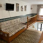 Hostal Rosaleda