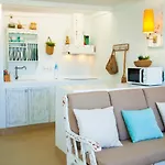 Famara rooftop 1