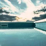 Precioso Apartamento Con Piscina Privada.