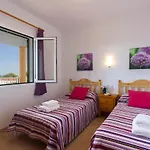 Villa Santo Tomas by Villa Plus
