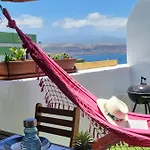 Apartamento calandria confital para 8 con terraza y BBQ próxima playa