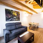 Apartamentos Mk77 León- Cantareros